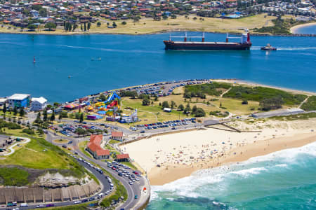 Aerial Image of NOBBYS BEACH