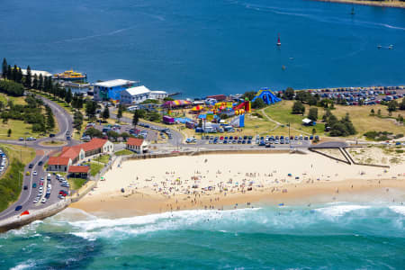 Aerial Image of NOBBYS BEACH
