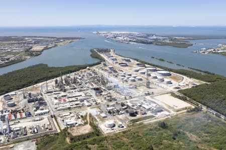 Aerial Image of OIL REFINERY PINKENBA