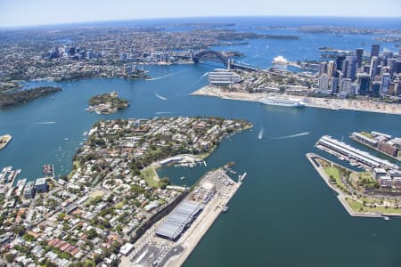 Aerial Image of BALMAIN TO SYDNEY CBD