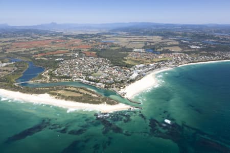 Aerial Image of AERIAL PHOTO KINGSCLIFF NSW