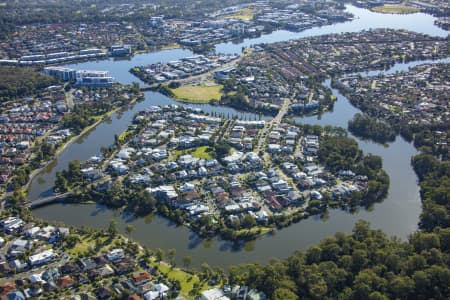 Aerial Image of VARSITY LAKES