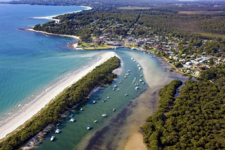 Aerial Image of HUSKISSON