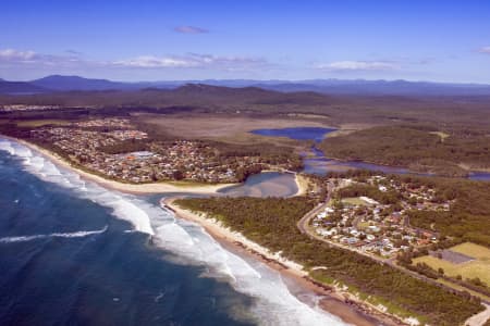 Aerial Image of LAKE CATHIE