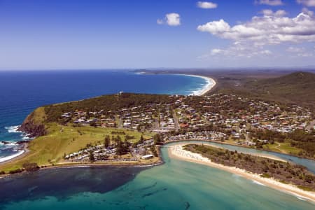 Aerial Image of CRESCENT HEAD