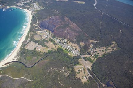 Aerial Image of CATHERINE HILL BAY
