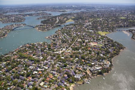 Aerial Image of HUNTERS HILL