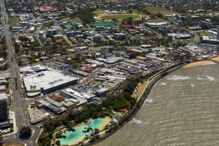 Aerial Image of REDCLIFFE PARADE