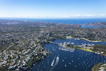 Aerial Image of THE SPIT MIDDLE HARBOUR