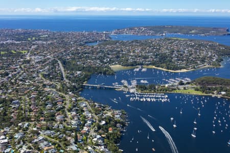 Aerial Image of THE SPIT MIDDLE HARBOUR