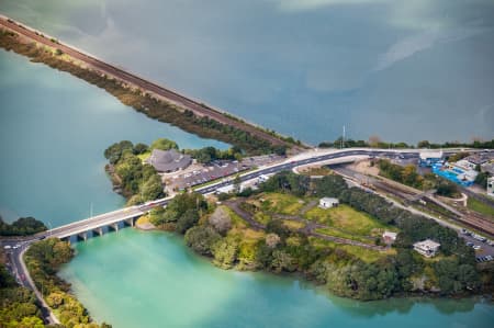 Aerial Image of ORAKEI OVERBRIDGE LOOKING SOUTH
