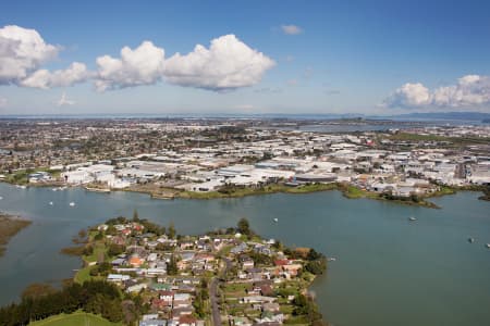 Aerial Image of PAKURANGA LOOKING SOUTH WEST TO MT WELLINGTON