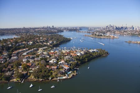 Aerial Image of HUNTERS HILL