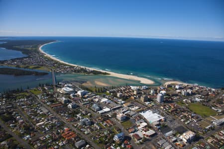 Aerial Image of THE ENTRANCE