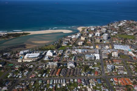 Aerial Image of THE ENTRANCE