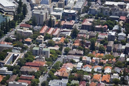 Aerial Image of MANLY WHARF AND HOUSES