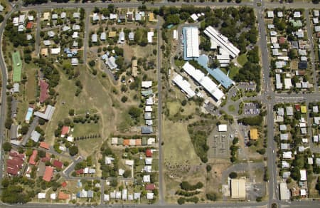 Aerial Image of ROCKHAMPTON AND THE RANGE