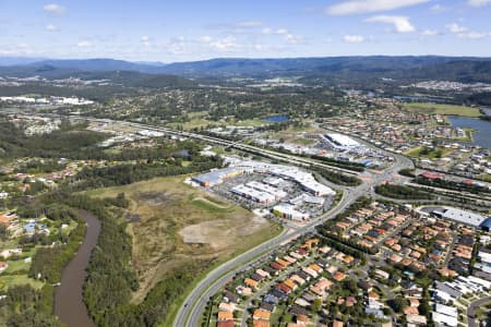 Aerial Image of AERIAL PHOTO HELENSVALE