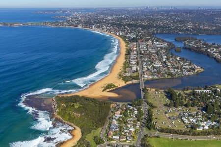 Aerial Image of NORTH NARRABEEN