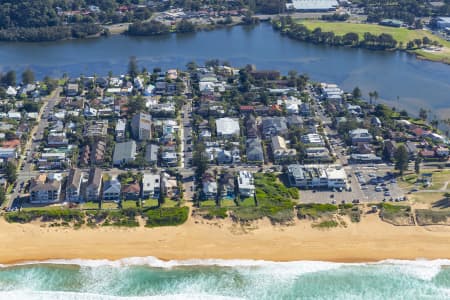 Aerial Image of NARRABEEN