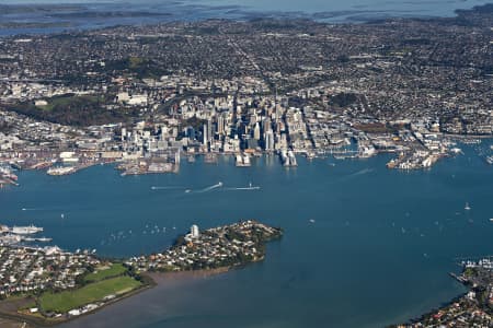 Aerial Image of AUCKLAND CITY LOOKING SOUTHWEST