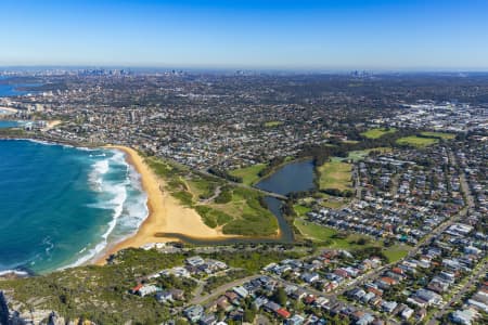 Aerial Image of CURL CURL