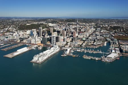 Aerial Image of AUCKLAND CITY LOOKING SOUTHWEST