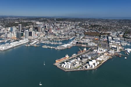 Aerial Image of AUCKLAND CITY LOOKING SOUTH