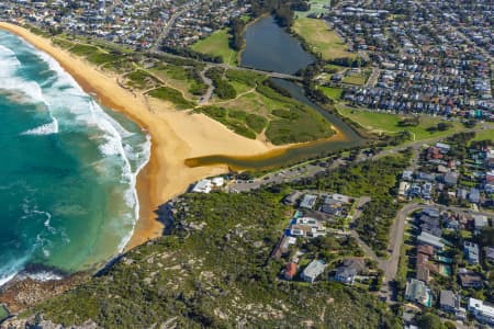 Aerial Image of CURL CURL