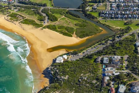 Aerial Image of CURL CURL