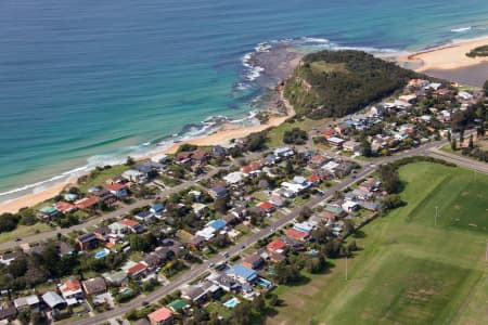 Aerial Image of NARRABEEN PARK PARADE