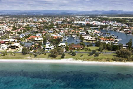 Aerial Image of WATER FRONT PROPERTY RUNAWAY BAY