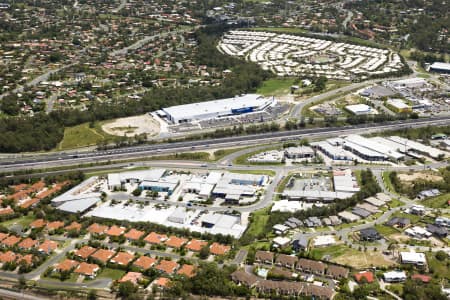 Aerial Image of CARRARA LOOKING WEST ACCROSS THE M1