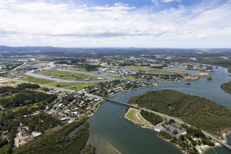 Aerial Image of HOPE ISLAND CANEL