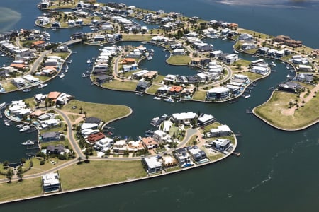 Aerial Image of SOVEREIGN ISLAND