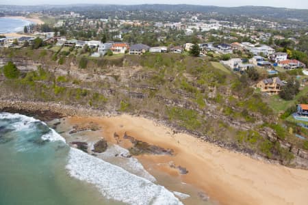 Aerial Image of HILLCREST AVENUE ON MONA VALE HEADLAND