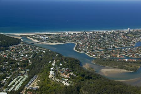 Aerial Image of PALM BEACH, QUEENSLAND