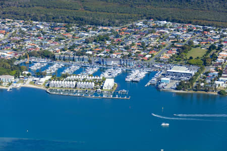 Aerial Image of RUNAWAY BAY