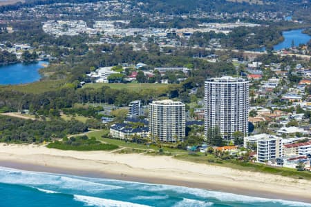 Aerial Image of PALM BEACH QUEENSLAND