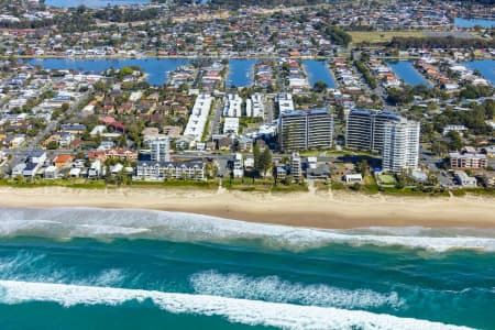 Aerial Image of PALM BEACH QUEENSLAND