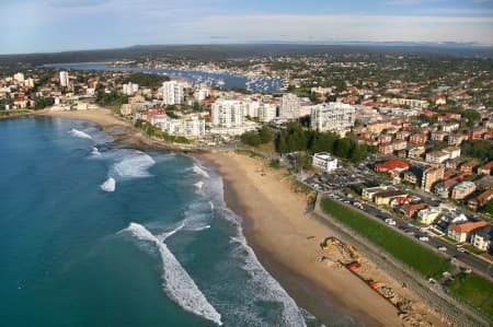 Aerial Image of CRONULLA BEACH