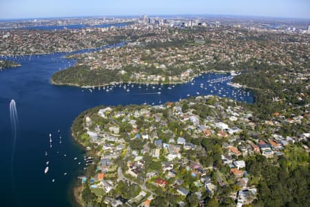 Aerial Image of CASTLECRAG AND MIDDLE HARBOUR