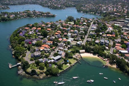 Aerial Image of GREENWICH