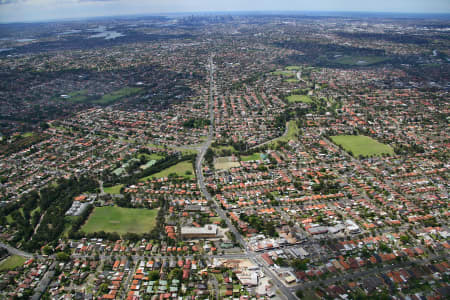 Aerial Image of BELFIELD TO THE CITY