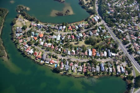 Aerial Image of NARRABEEN LAKE