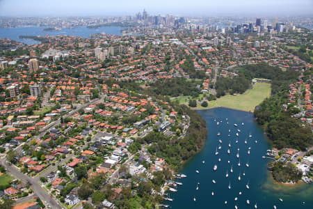 Aerial Image of CREMORNE, WILLOUGHBY BAY