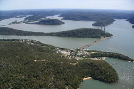 Aerial Image of BROOKLYN LOOKING NORTH