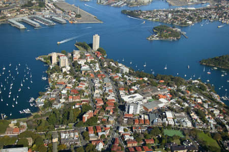 Aerial Image of MCMAHONS POINT