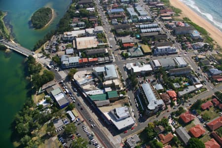 Aerial Image of NARRABEEN VILLAGE CENTRE