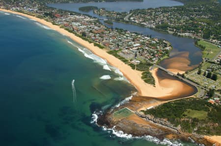 Aerial Image of NARRABEEN